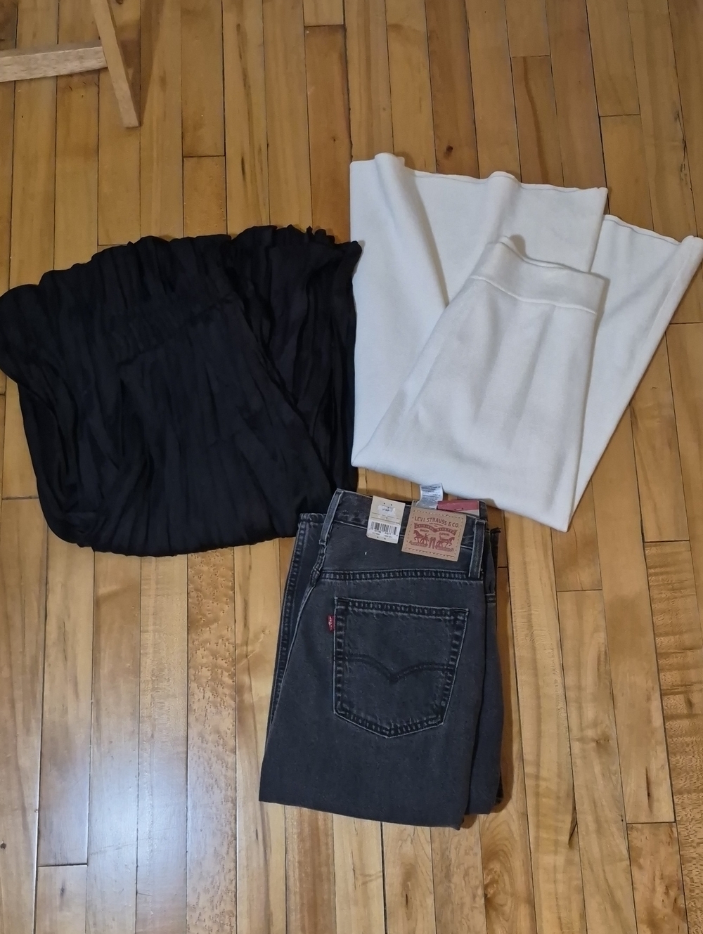 Women's Midi Skirts Lot of 3 – Levi's, Uniqlo & Plaid Satin
